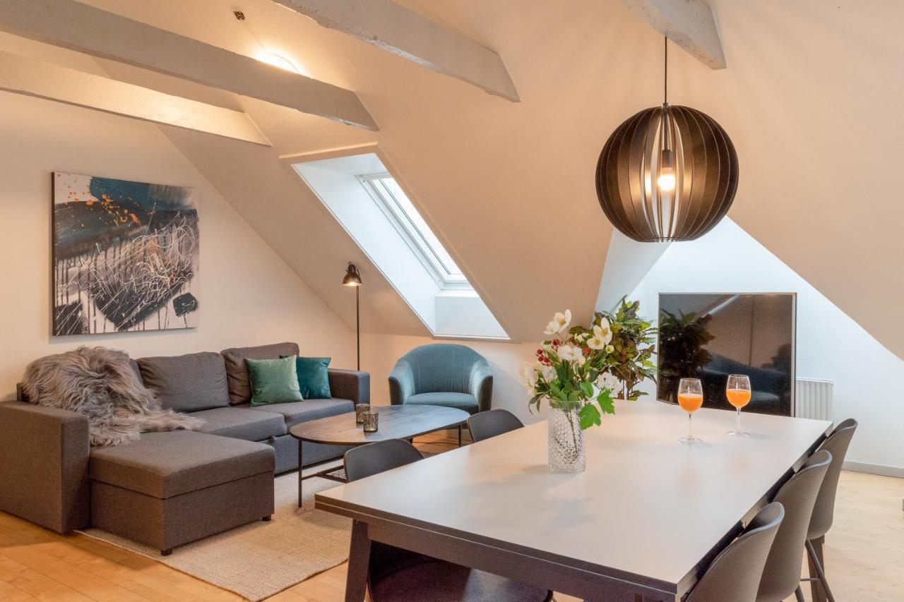 Hyggelig 2-Bedroom Apartment In The Center Of Århus Esterno foto