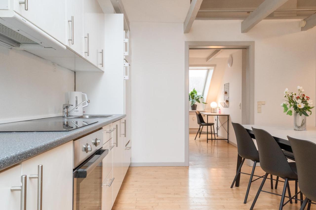 Hyggelig 2-Bedroom Apartment In The Center Of Århus Esterno foto